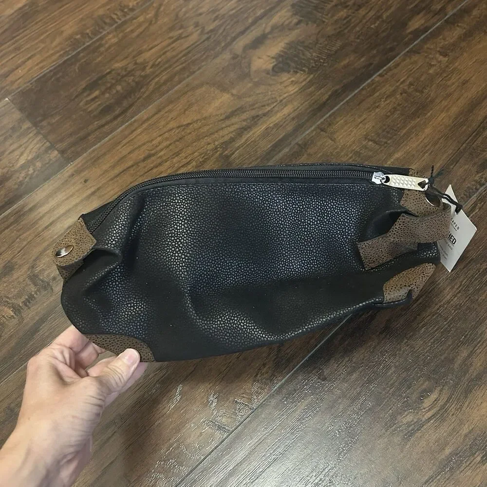 Manscaped The Shed Mens Premium Quality Toiletry Bag Leather Travel /Storage NWT